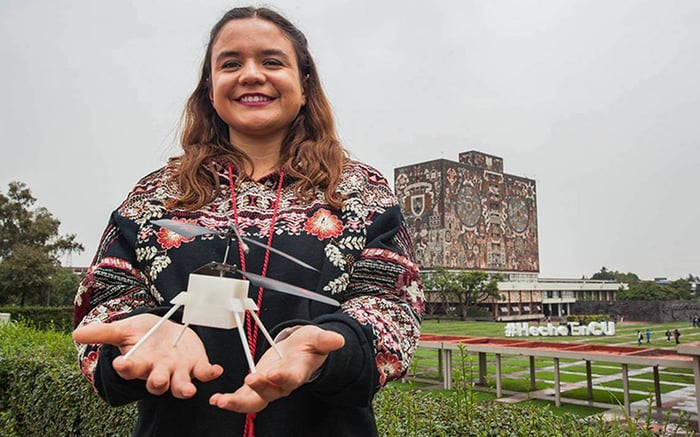 María Regina Apodaca - NASA