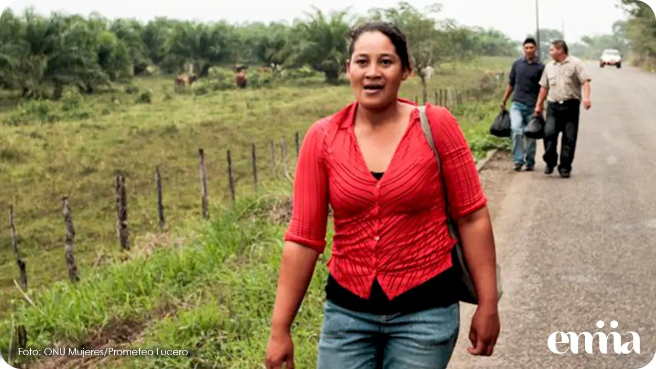 Enraizar, el programa que impulsa a mujeres migrantes para que emprendan en México